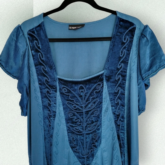 *SOLD* The Pyramid Collection Blue Maxi Dress Boho Embroidered 2X - Picture 4 of 14